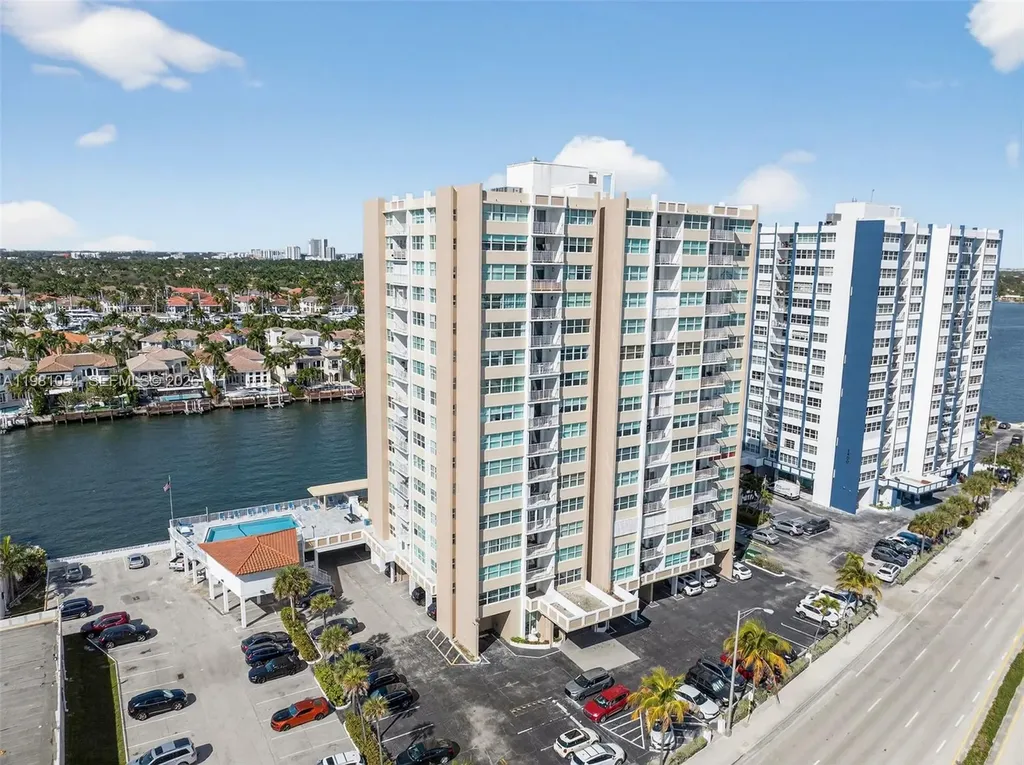 1410 S Ocean Drive Hollywood FL 33019