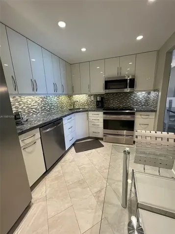 1410 S Ocean Drive Hollywood FL 33019