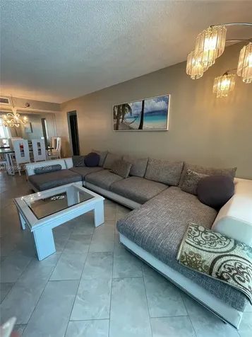 1410 S Ocean Drive Hollywood FL 33019