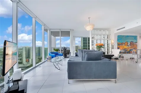 1040 Biscayne Boulevard Miami FL 33132