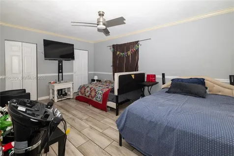 19600 Gulfstream Road Cutler Bay FL 33157
