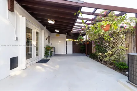 19600 Gulfstream Road Cutler Bay FL 33157