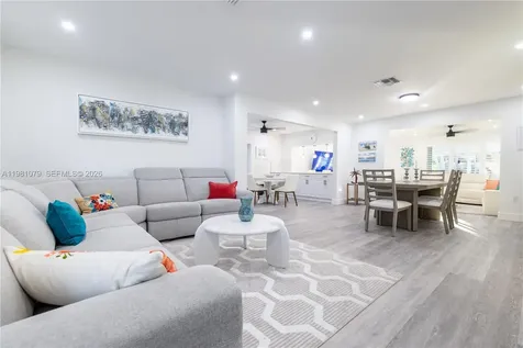 19600 Gulfstream Road Cutler Bay FL 33157
