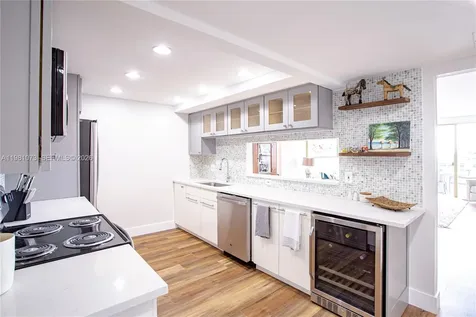 199 Ocean Lane Drive Key Biscayne FL 33149