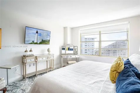 199 Ocean Lane Drive Key Biscayne FL 33149