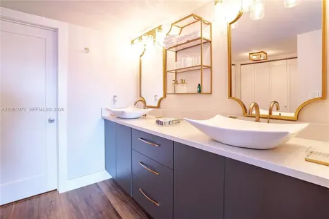 199 Ocean Lane Drive Key Biscayne FL 33149