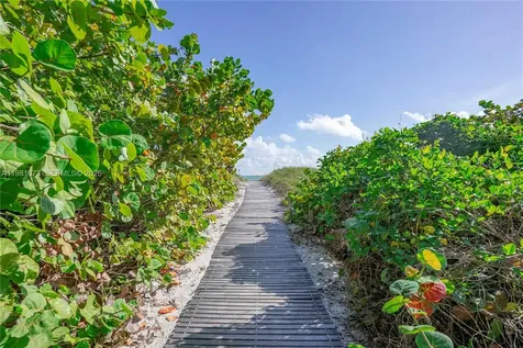 199 Ocean Lane Drive Key Biscayne FL 33149