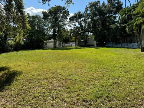 3528 Royal Palm Avenue Miami FL 33133