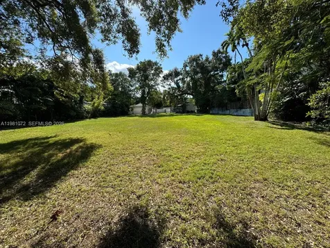 3528 Royal Palm Avenue Miami FL 33133