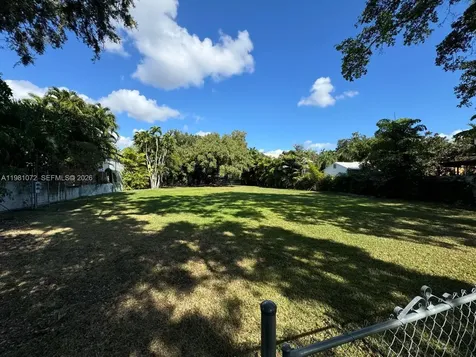 3528 Royal Palm Avenue Miami FL 33133