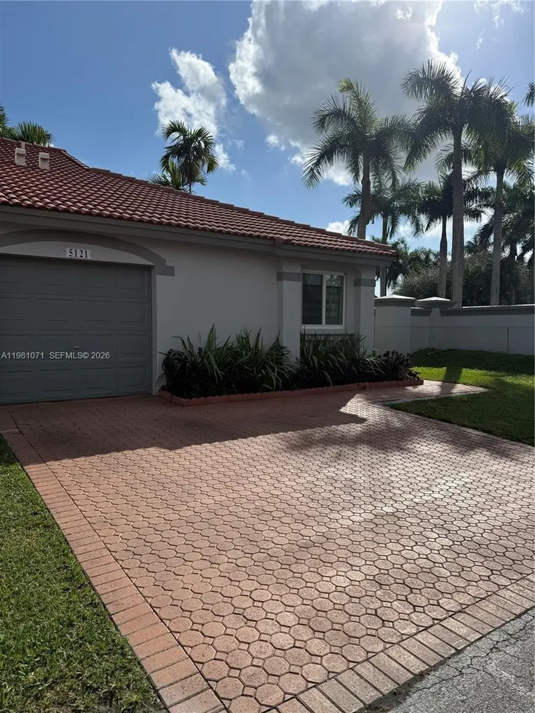 5121 NW 114th Court Doral FL 33178