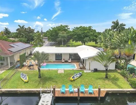 151 SE 9th Court Pompano Beach FL 33060