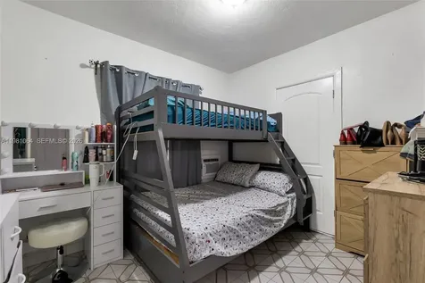 3250 NW 14th Terrace Miami FL 33125
