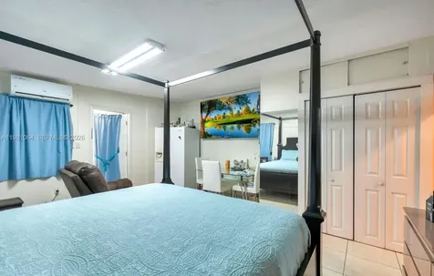 3250 NW 14th Terrace Miami FL 33125