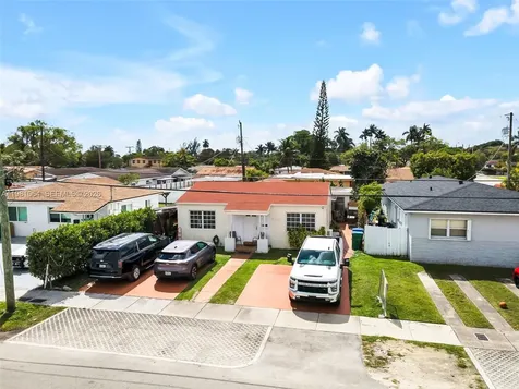 3250 NW 14th Terrace Miami FL 33125