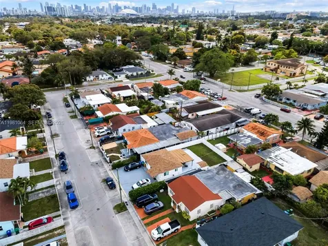 3250 NW 14th Terrace Miami FL 33125