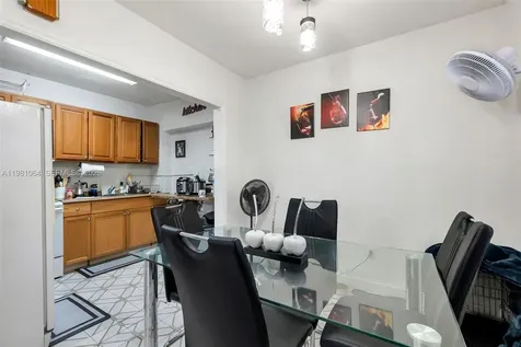 3250 NW 14th Terrace Miami FL 33125