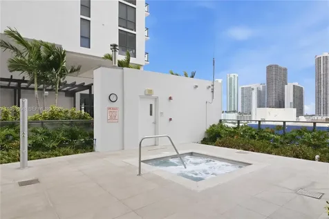 1600 NE 1st Avenue Miami FL 33132