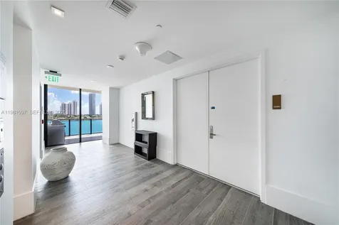 5500 Island Estates Drive Aventura FL 33160