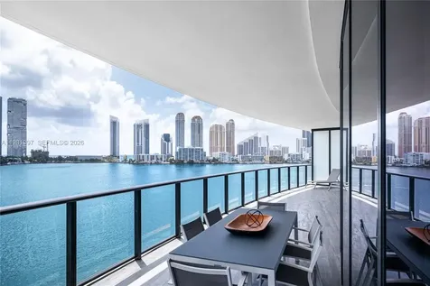 5500 Island Estates Drive Aventura FL 33160