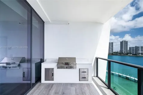 5500 Island Estates Drive Aventura FL 33160