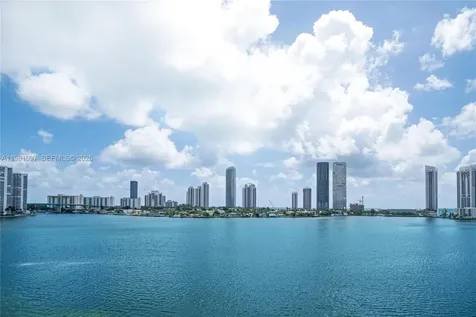 5500 Island Estates Drive Aventura FL 33160