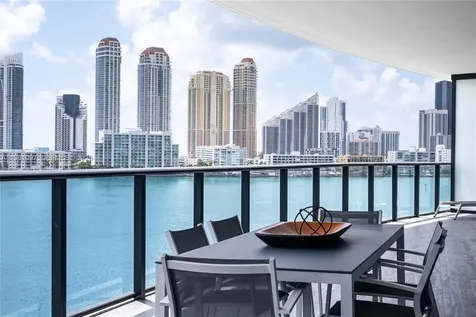 5500 Island Estates Drive Aventura FL 33160