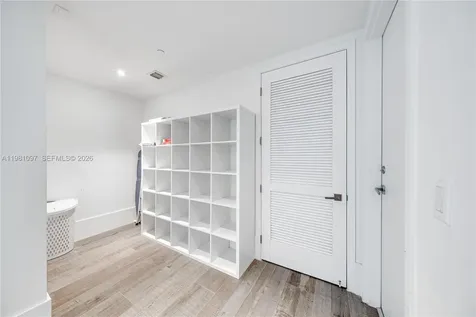 5500 Island Estates Drive Aventura FL 33160