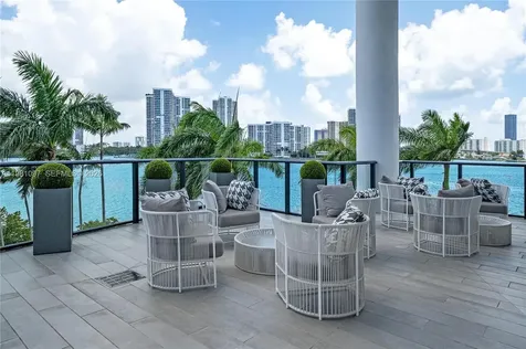 5500 Island Estates Drive Aventura FL 33160