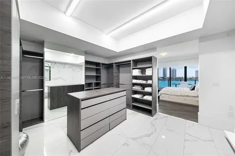 5500 Island Estates Drive Aventura FL 33160