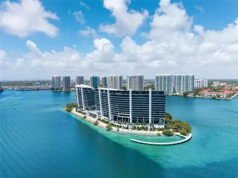 5500 Island Estates Drive Aventura FL 33160