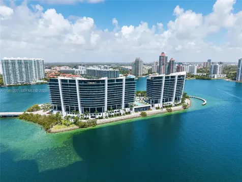 5500 Island Estates Drive Aventura FL 33160