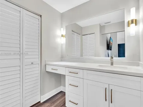 2083 Augusta Weston FL 33326