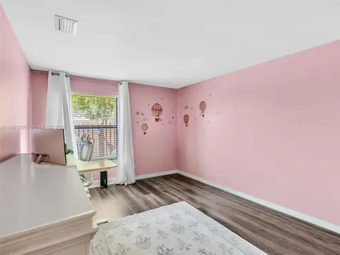 2083 Augusta Weston FL 33326
