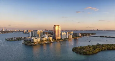 7940 West Drive Miami FL 33141