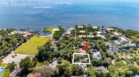 3370 Poinciana Avenue Miami FL 33133