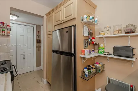 7403 SW 82nd Street Miami FL 33143