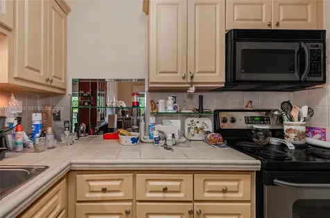 7403 SW 82nd Street Miami FL 33143