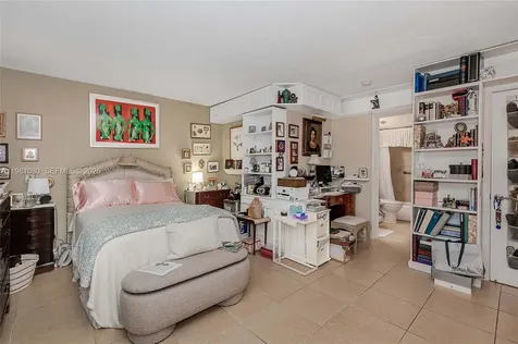 7403 SW 82nd Street Miami FL 33143