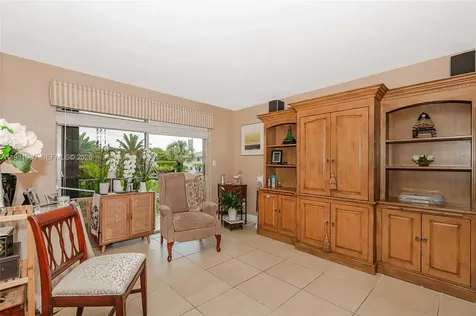 7403 SW 82nd Street Miami FL 33143