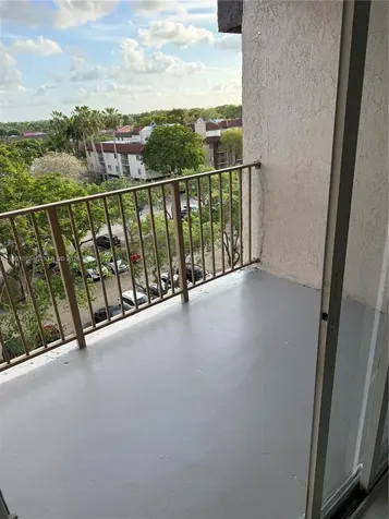 15231 SW 80th Street Miami FL 33193