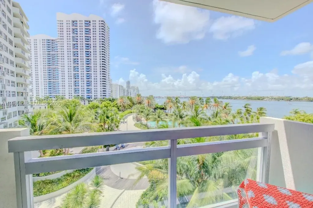 1500 Bay Road Miami Beach FL 33139