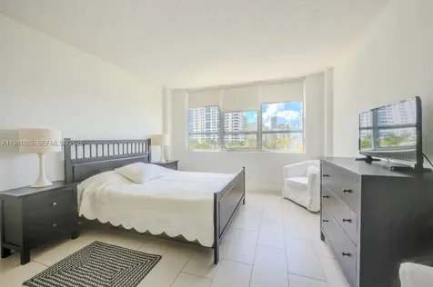 1500 Bay Road Miami Beach FL 33139
