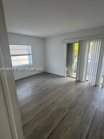 9225 SW 87th Avenue Miami FL 33176