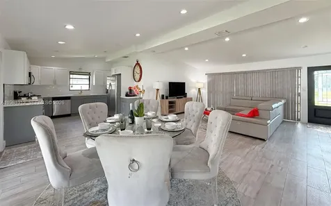 2525 Tortugas Lane Fort Lauderdale FL 33312