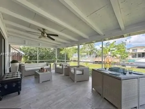 2525 Tortugas Lane Fort Lauderdale FL 33312