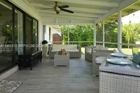 2525 Tortugas Lane Fort Lauderdale FL 33312