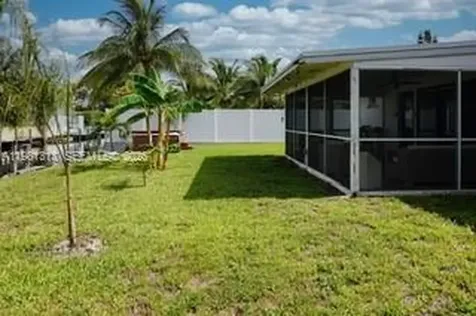 2525 Tortugas Lane Fort Lauderdale FL 33312