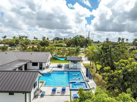 23140 SW 187th Avenue Miami FL 33170