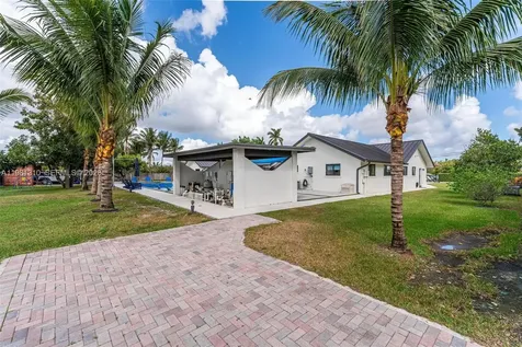 23140 SW 187th Avenue Miami FL 33170